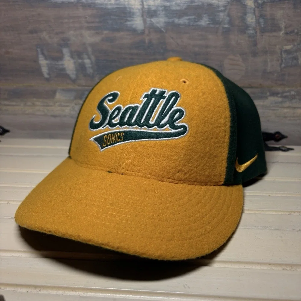 Vintage Seattle Super Sonics NBA Script Nike Fitted Hat Cap Sz 7 5/8- 7/78 Wool